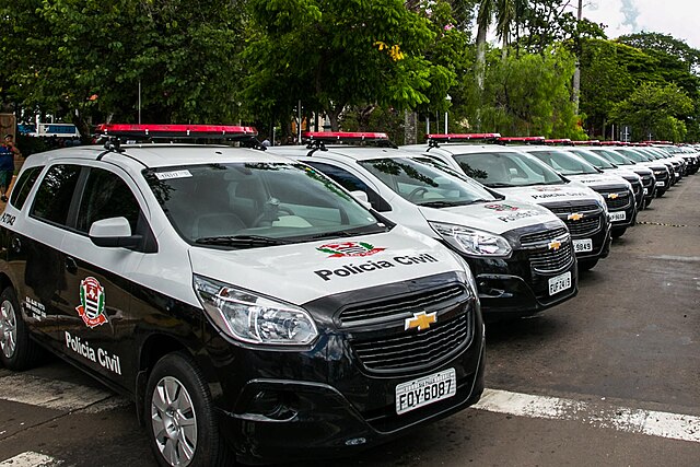 Donos da Camisaria Colombo são alvo de operação contra fraude milionária