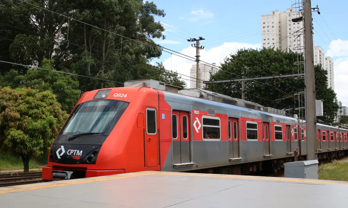Estação Palmeiras-Barra Funda terá parada em 3 linhas da CPTM; entenda