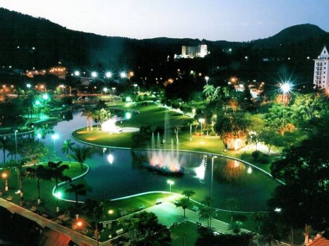 praça foto (1) Praça Adhemar de Barros