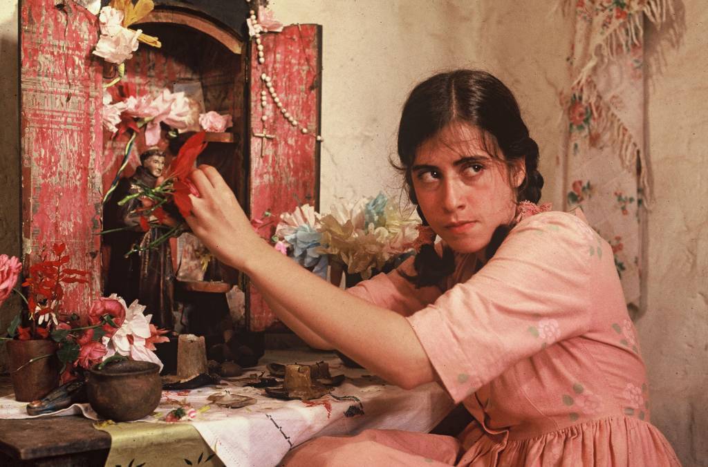 ‘A Marvada Carne’ retorna aos cinemas em versão remasterizada