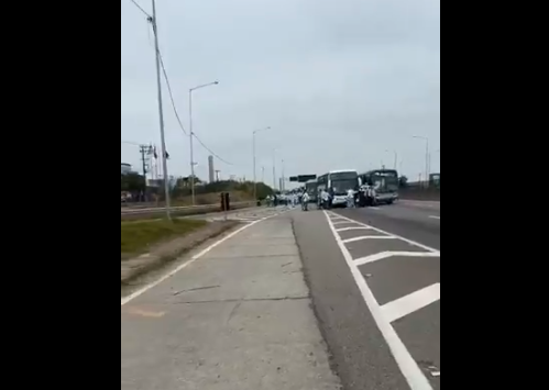 Torcedores do Palmeiras são alvo de tentativa de emboscada na Dutra