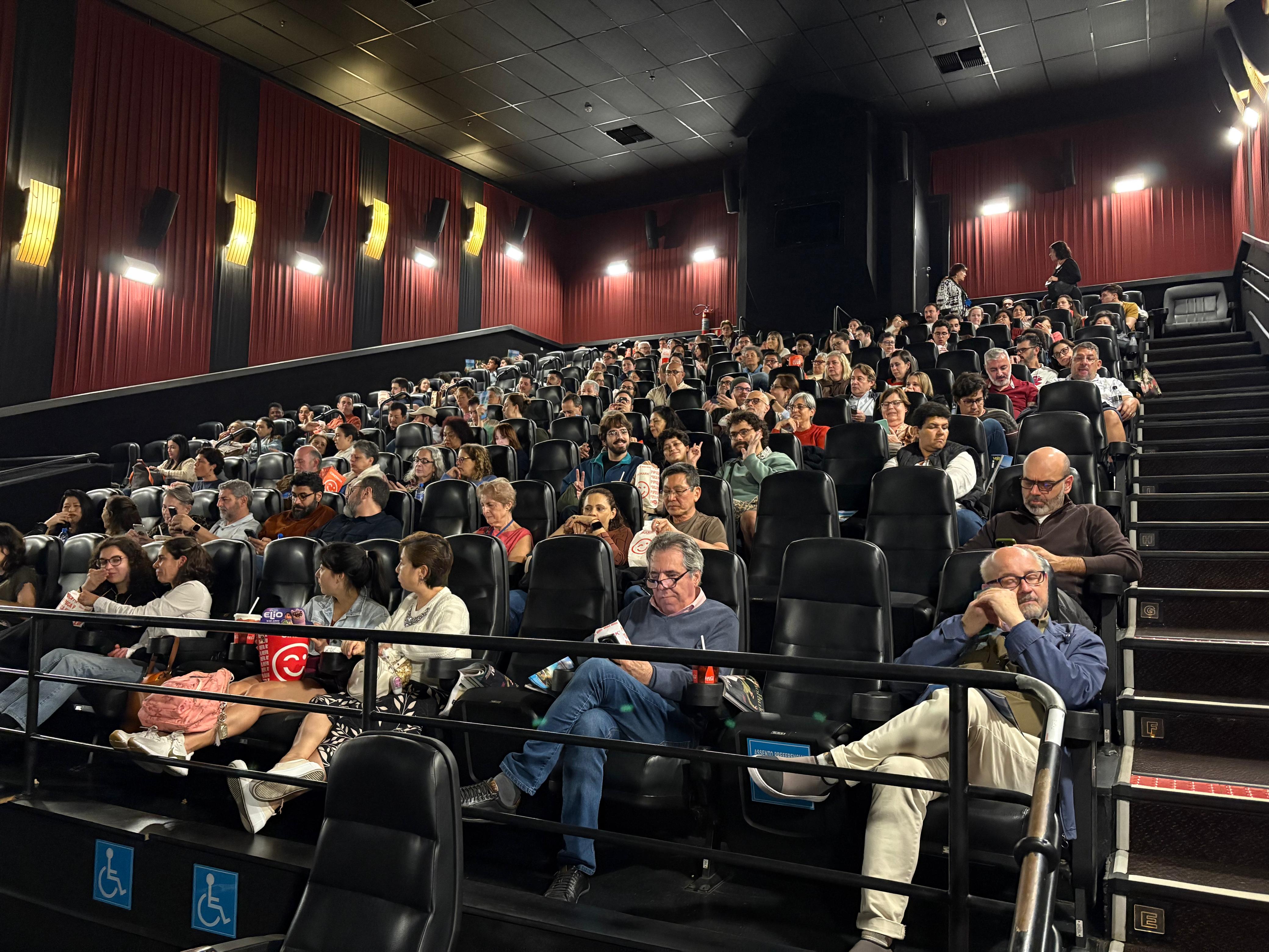Confira fotos do Cine Vejinha de ‘O Último Azul’ em parceria com Cinemark