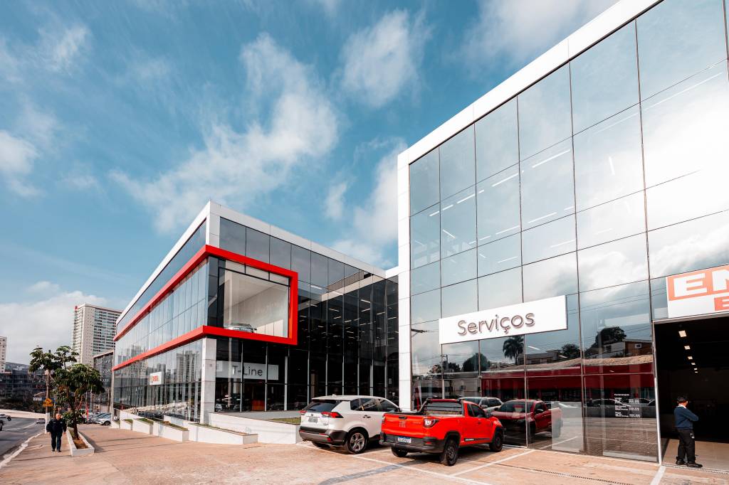 Toyota inaugura maior concessionária da marca no Brasil