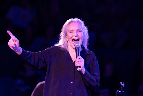 Relembre os últimos shows de Angela Ro Ro, em São Paulo e no Rio