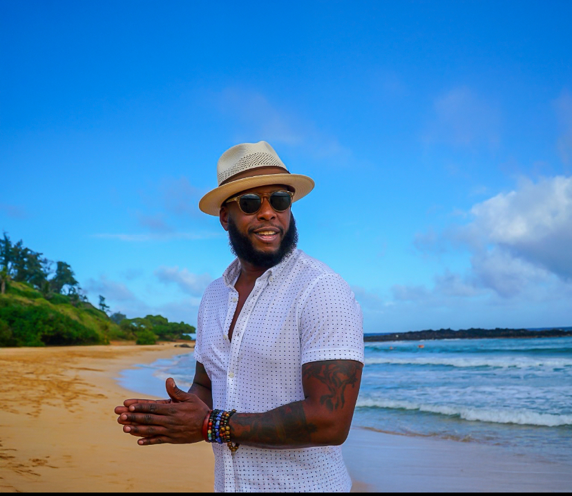 MC que colaborou com Pharrell Williams e Justin Timberlake faz show em SP