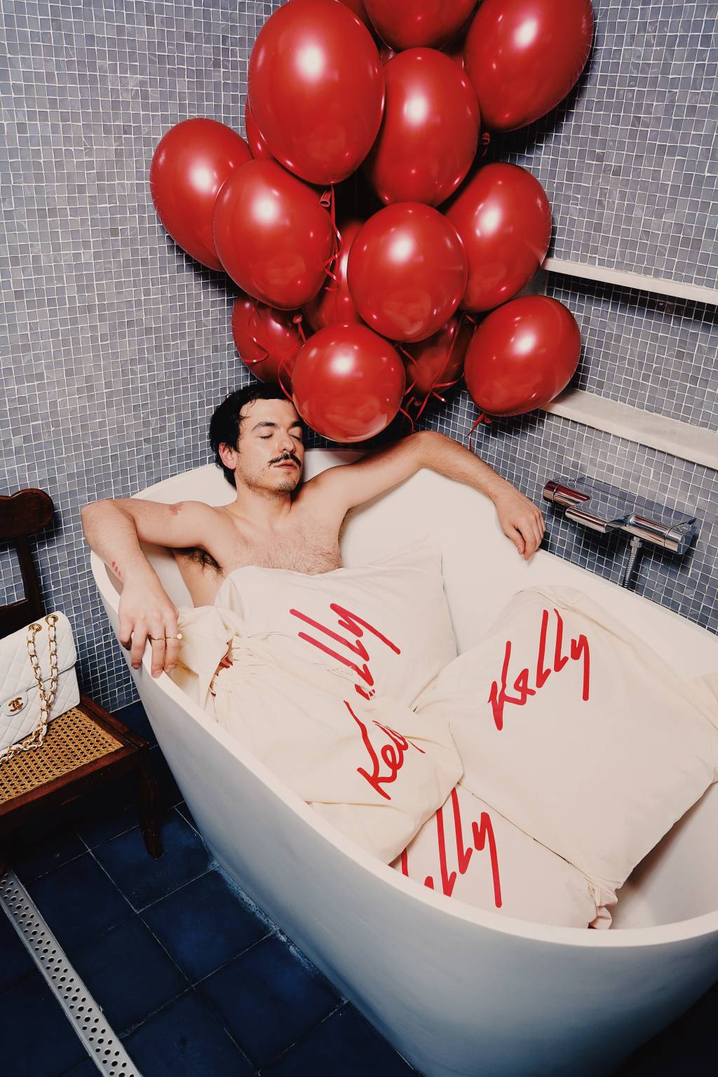 Kelly Market reúne bolsas raras garimpadas no mundo todo