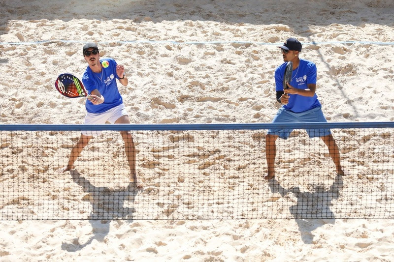 Torneio beneficente de beach tennis acontece em SP, neste domingo (30)