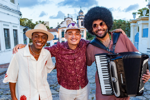 ‘Dominguinho’: João Gomes, Mestrinho e Jota.pê anunciam nova turnê do projeto