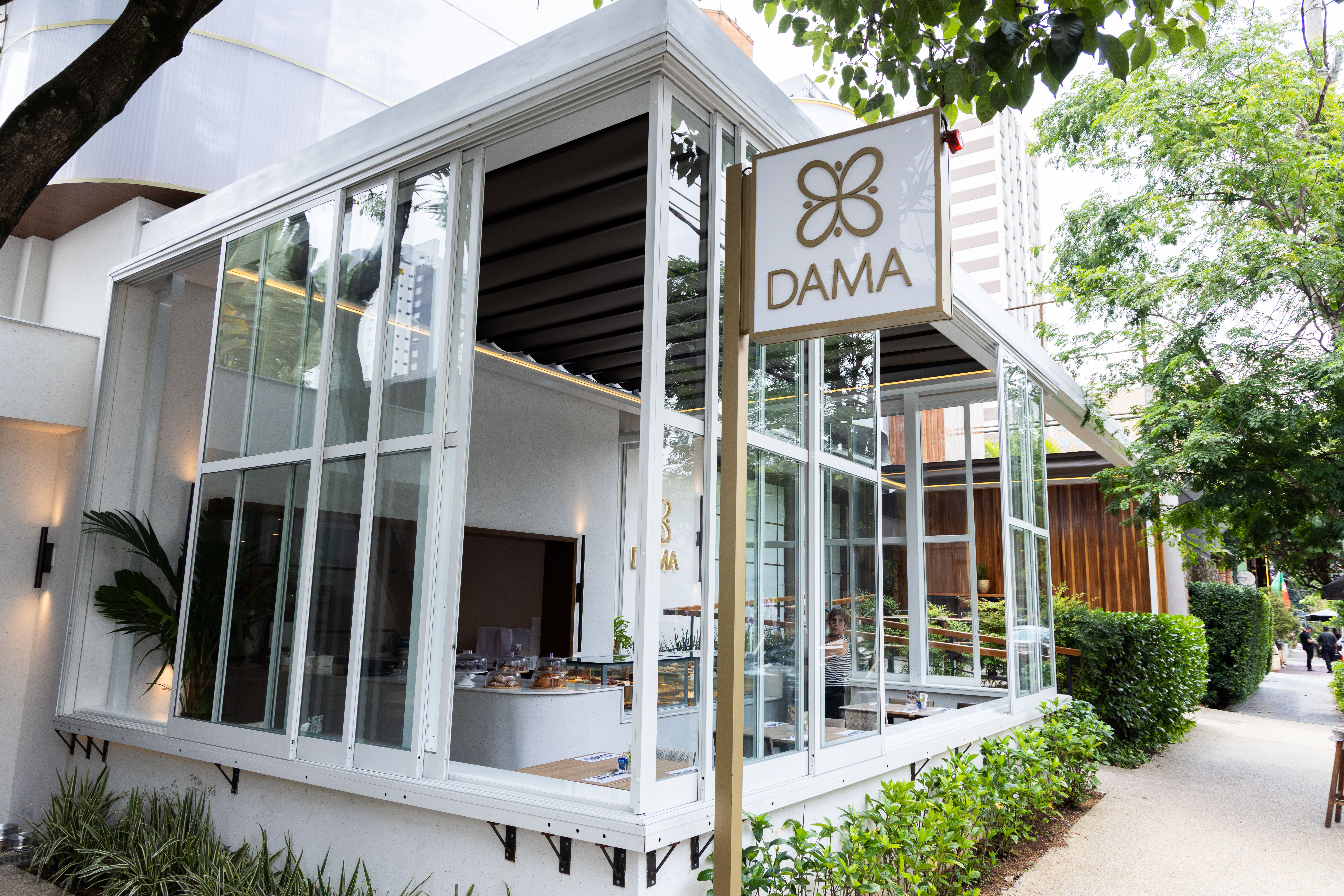 Pinheiros: Rua Ferreira de Araújo tem quase 40 restaurantes em 500 metros