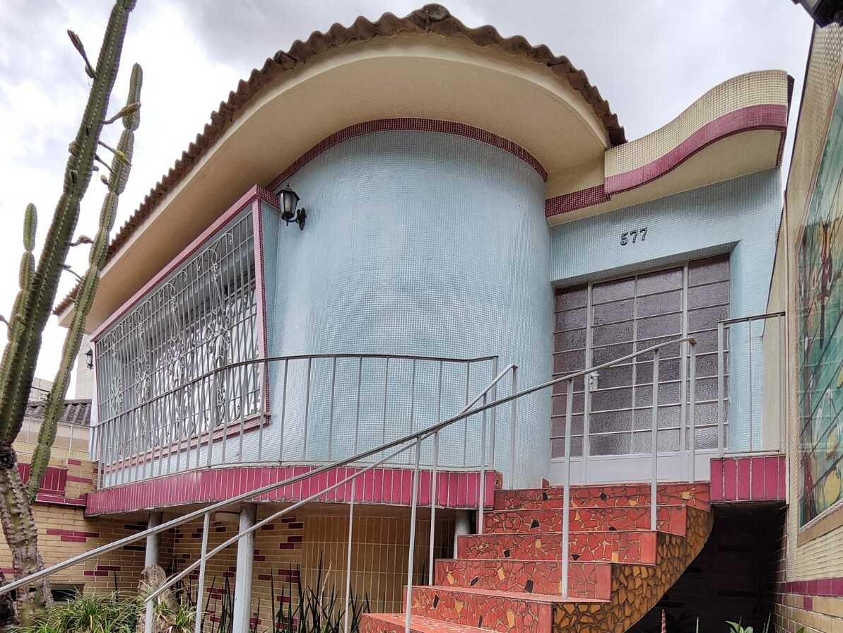Fotógrafo transforma casas antigas e prédios icônicos de São Paulo em acervo histórico nas redes