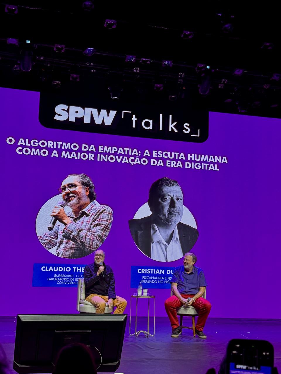 Ninguém está te escutando