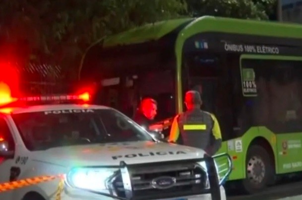 Motorista de ônibus é preso após atropelar quatro pessoas no Jaraguá