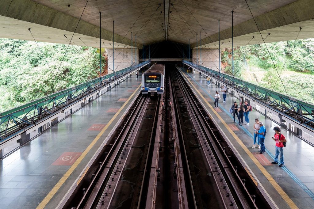 Confira o status de todas as 13 linhas de metrô e trens de São Paulo